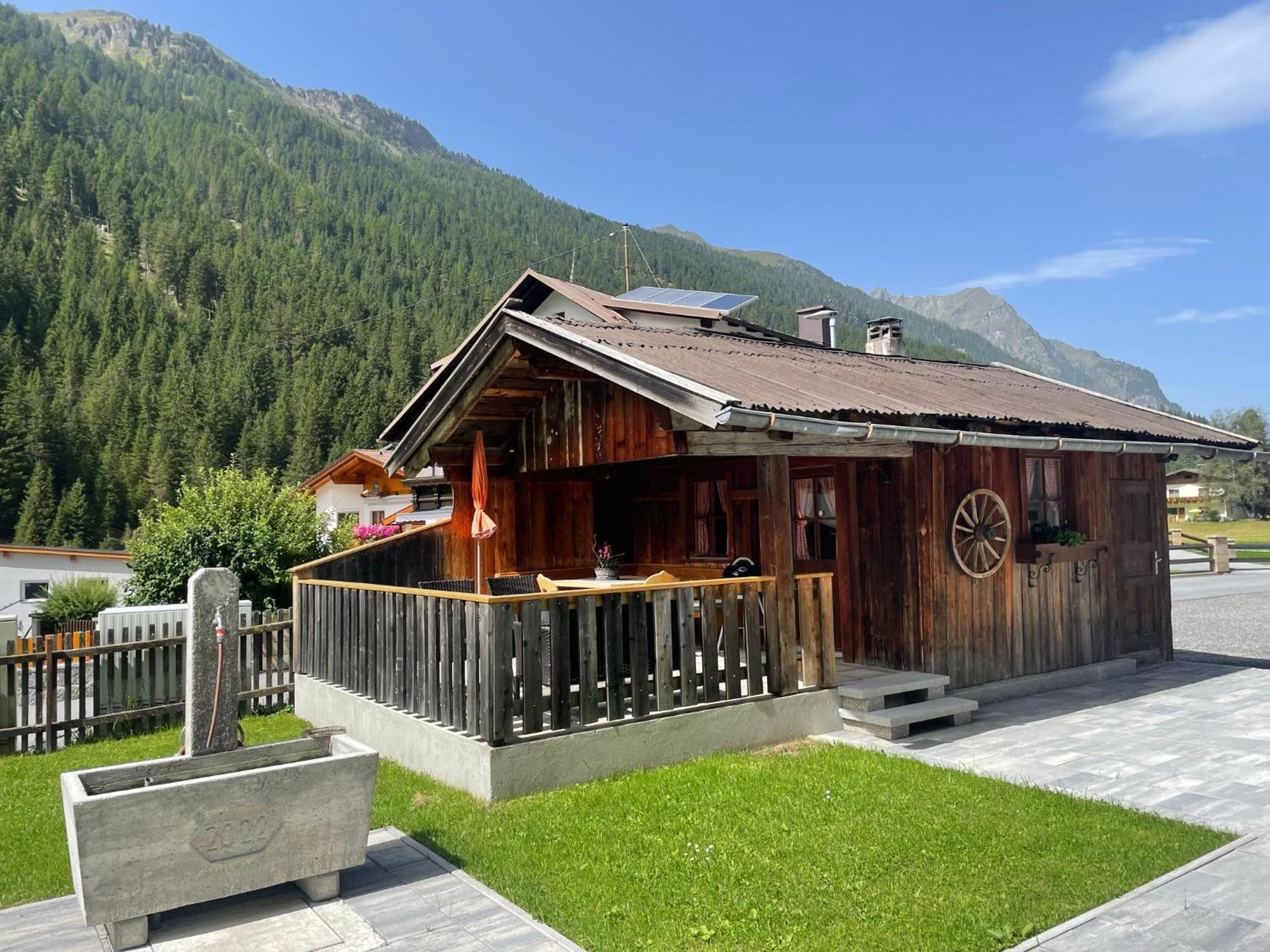 Apart Luibisblick Apartment Sankt Leonhard im Pitztal Exterior photo