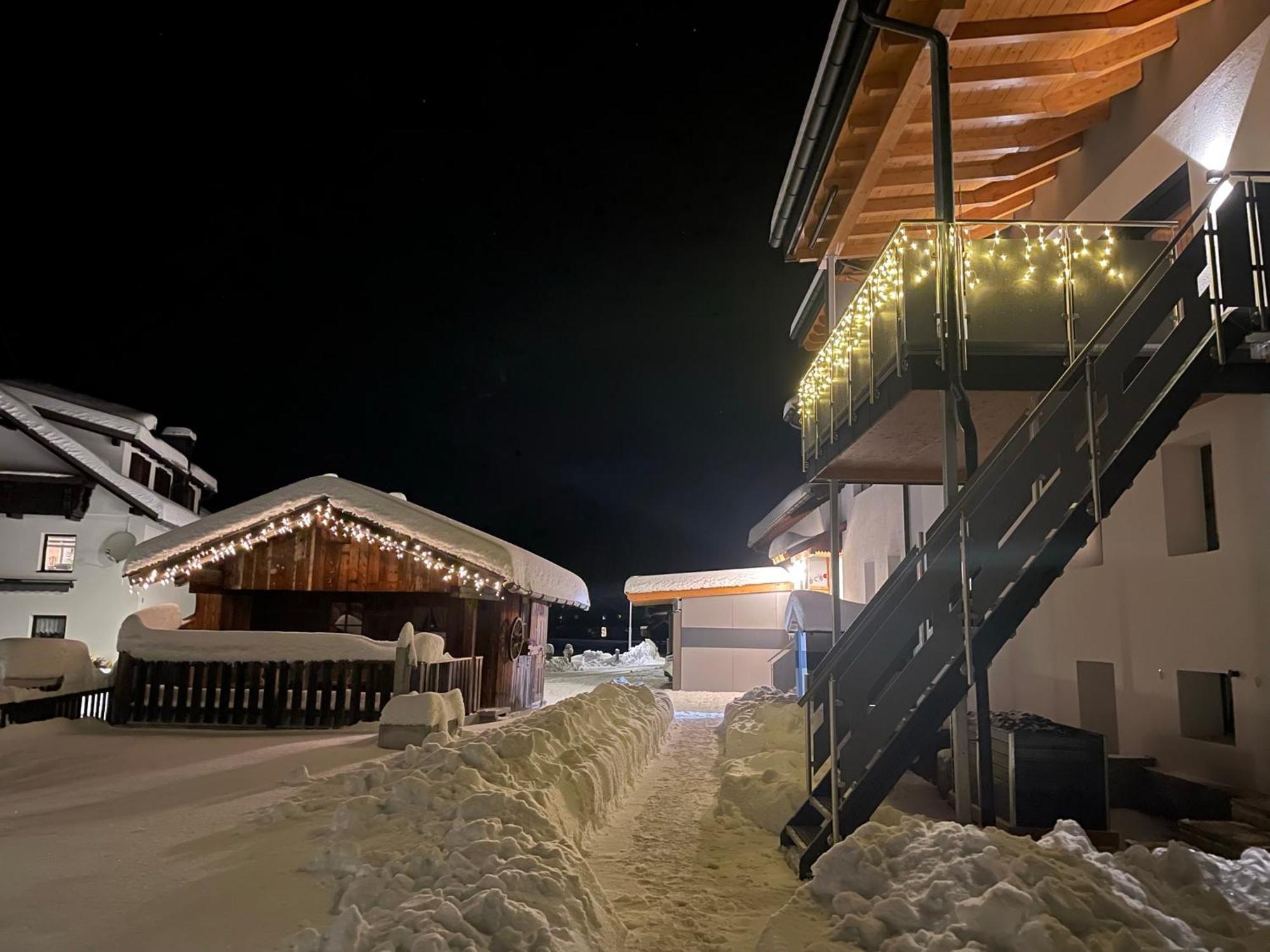 Apart Luibisblick Apartment Sankt Leonhard im Pitztal Exterior photo