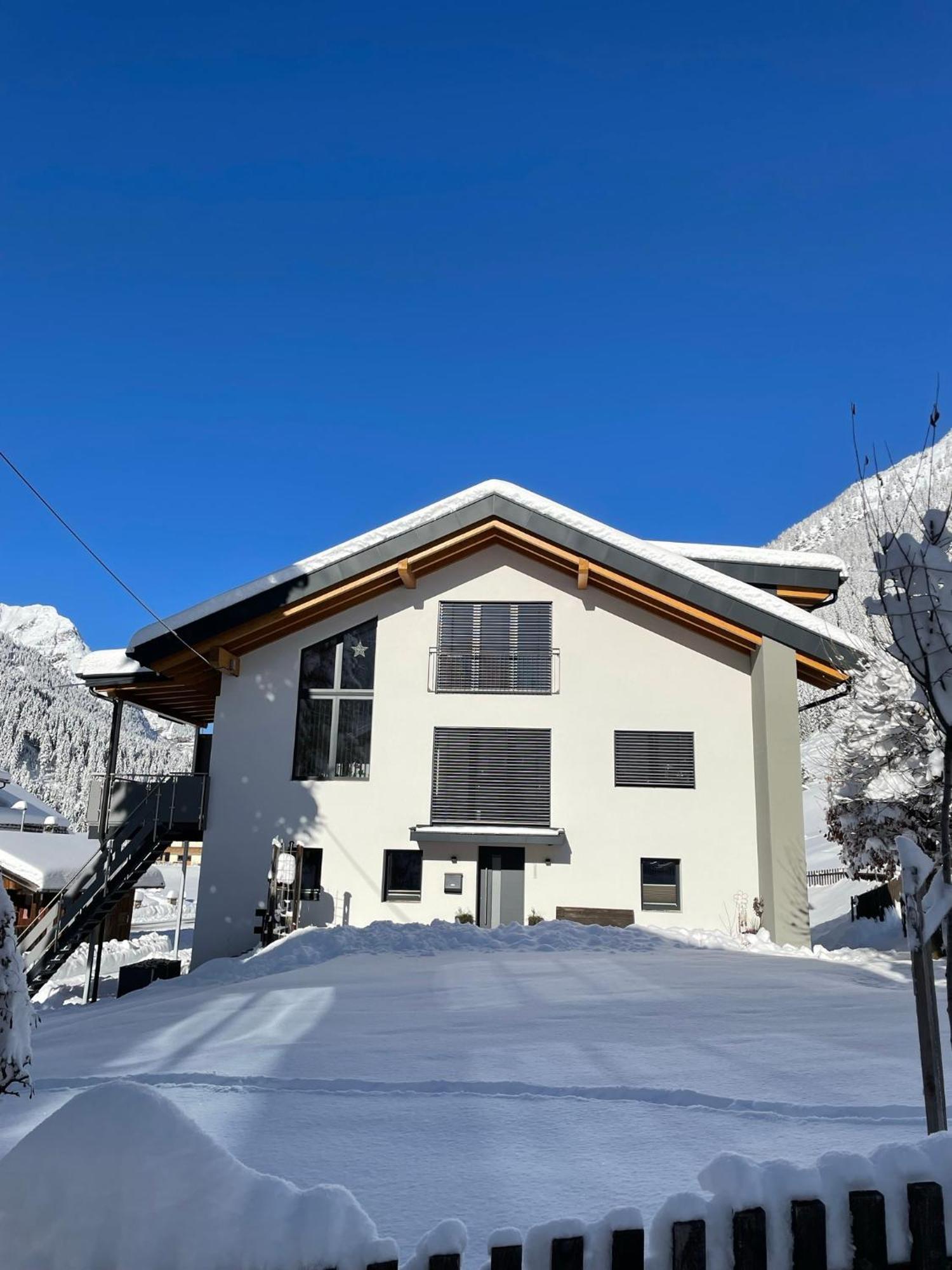 Apart Luibisblick Apartment Sankt Leonhard im Pitztal Exterior photo